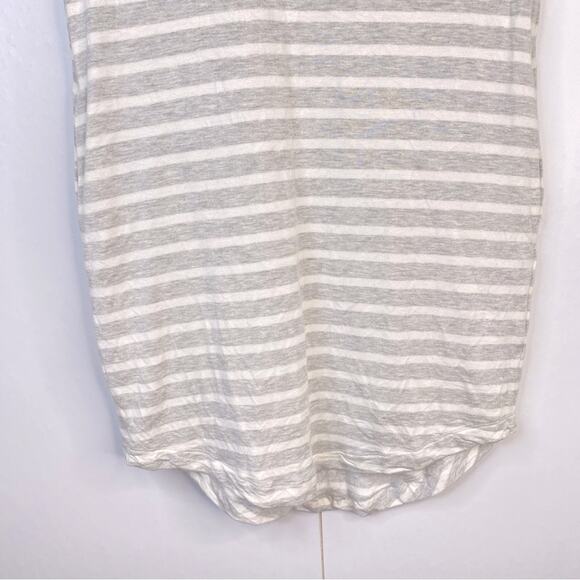Athleta Casual Knit Mini Dress Short Sleeves V-Neck Stripes Gray White XS - Picture 6 of 14